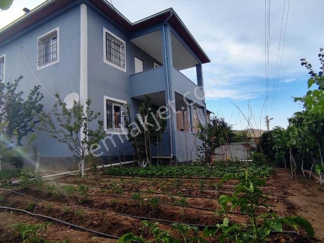 Niğde içerisinde satılık Villa