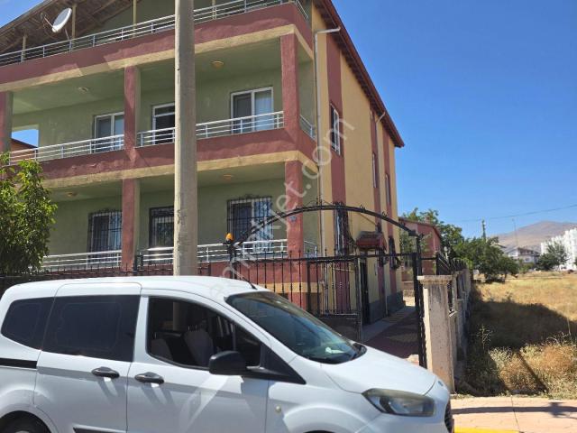 Niğde içerisinde satılık Villa