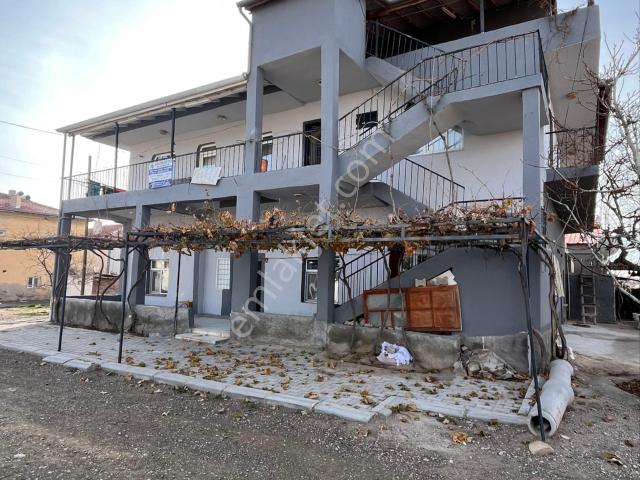 Niğde içerisinde satılık Villa