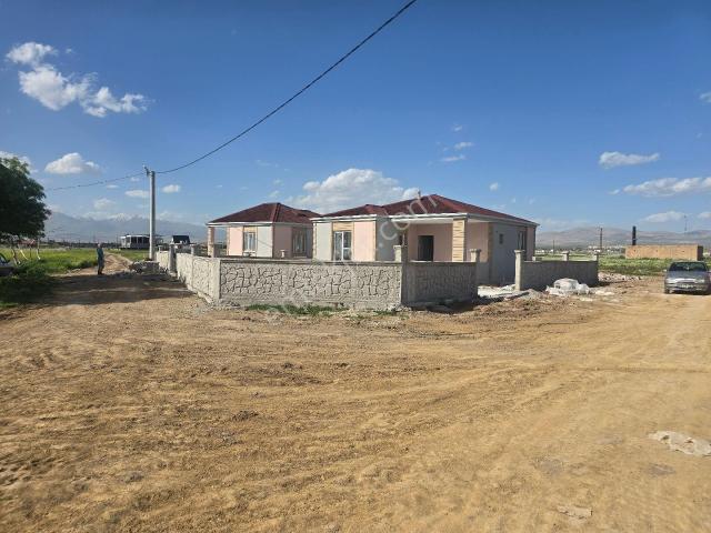 Niğde içerisinde satılık Villa