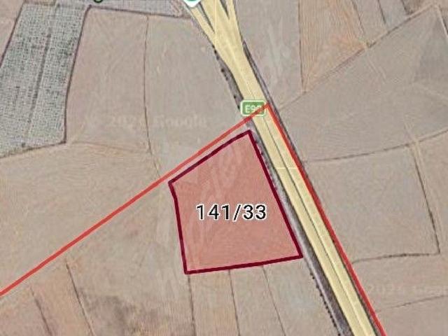 Emirgazi içerisinde satılık Arsa