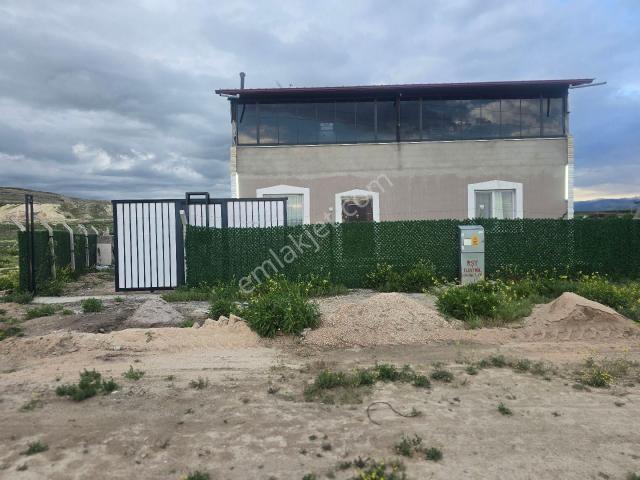 Niğde içerisinde satılık Villa
