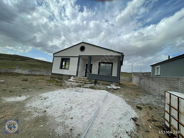 Niğde içerisinde satılık Villa