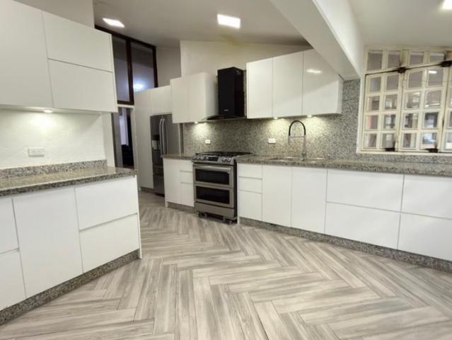 Casa en venta en Francisco Linares Alcántara, Miranda