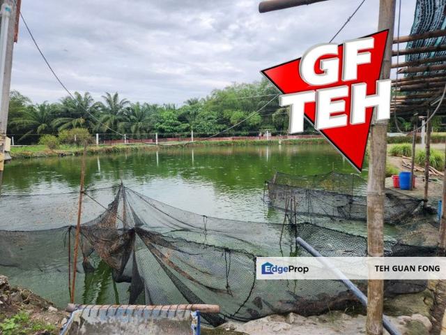 Shop for sale in Mukim 16, Tena