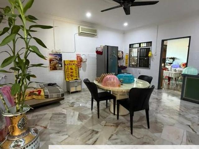 House for sale in Wellesley, Penang
