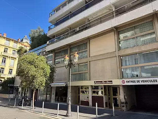 Garage vente à Nice