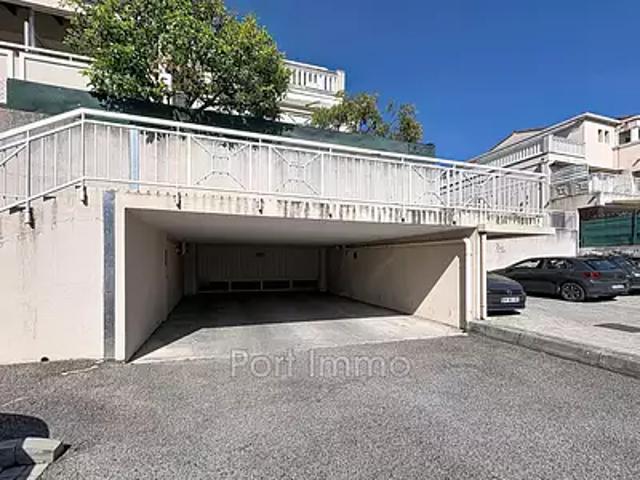 Garage vente à Nice