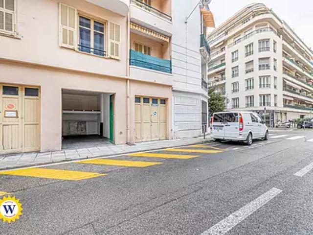 Garage location à Nice