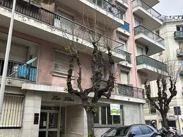 Garage vente à Nice