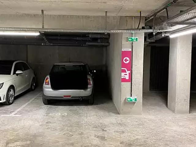 Garage location à La Costière, Nice