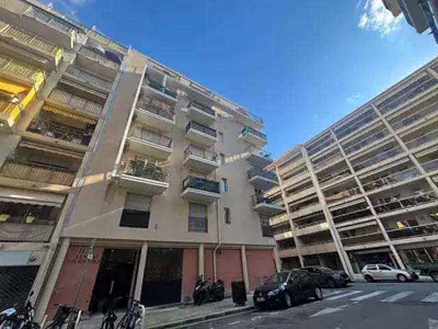 Garage vente à Nice
