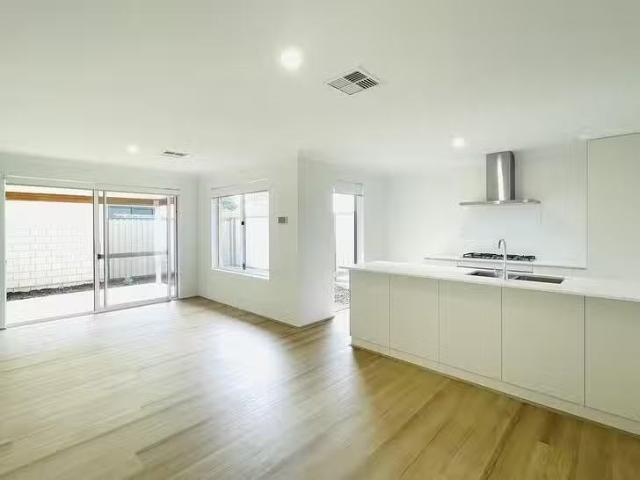 House for rent in Piara Waters, Western Australia