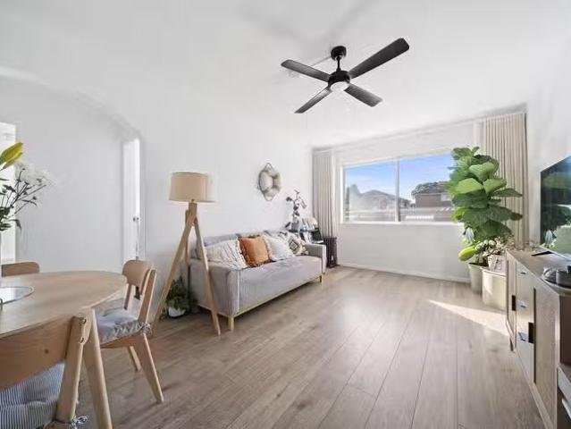 Apartment for rent in Cook, Australian Capital Territory