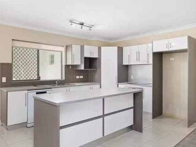 Apartment for rent in Toombul, Queensland