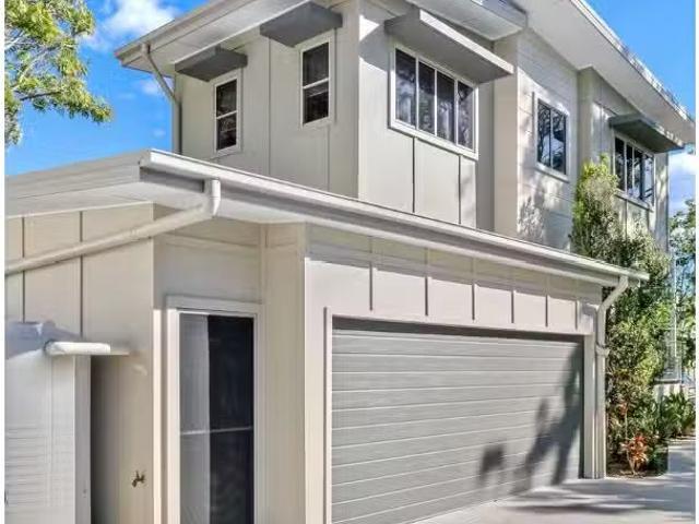 Condo for rent in Toombul, Queensland