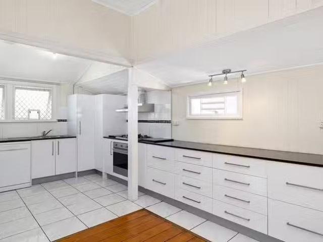 Apartment for rent in Toombul, Queensland