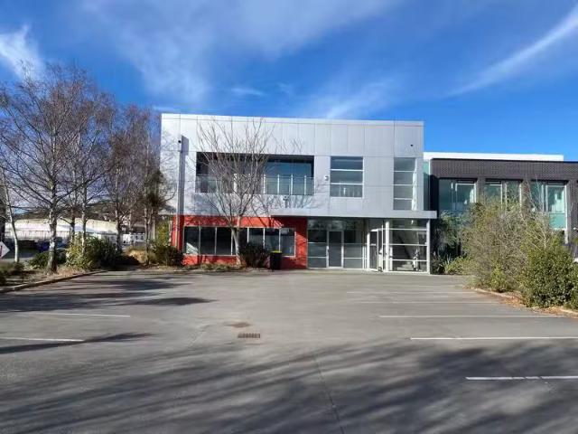 House for rent in Chaslands, Canterbury