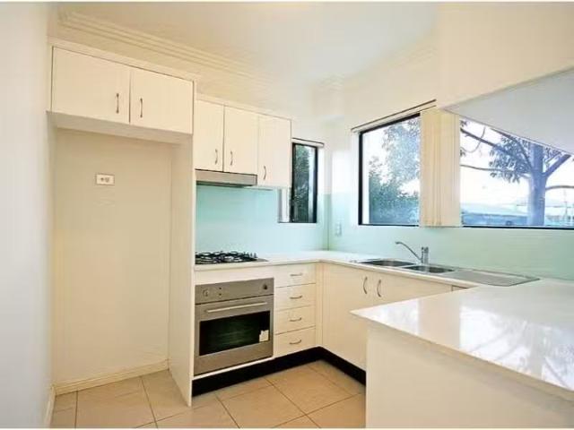 Condo for rent in Sydney, New South Wales