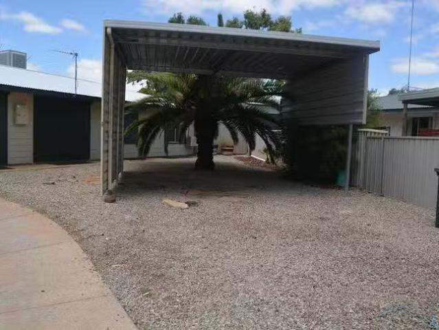 House for rent in Roxby Downs, South Australia