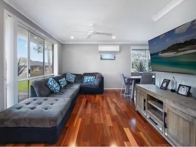 House for rent in Bateau Bay, New South Wales