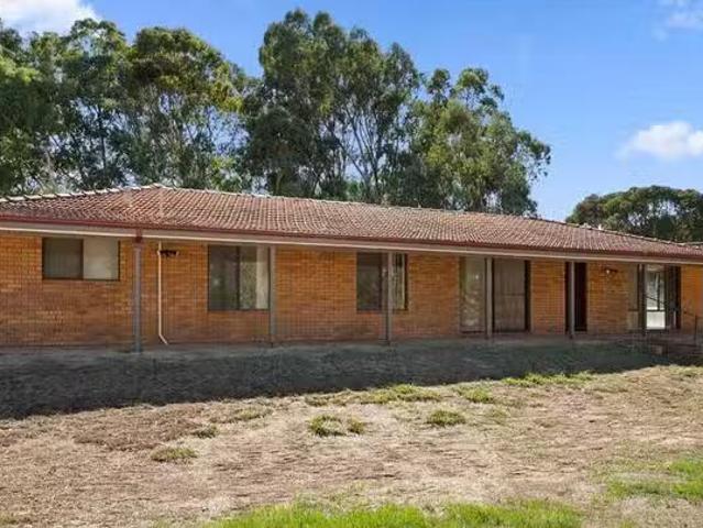 House for rent in Wollongong West, New South Wales