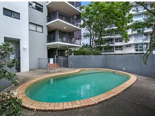 Apartment for rent in Toombul, Queensland