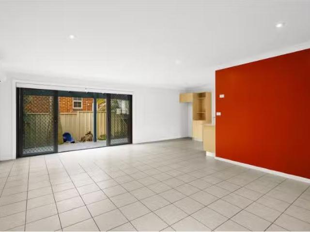 Condo for rent in Wollongong West, New South Wales