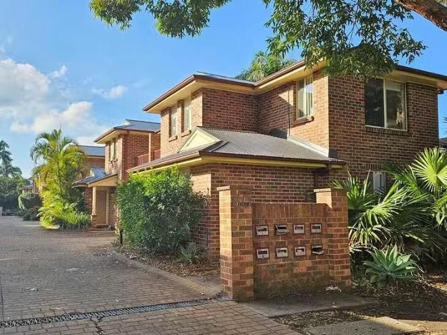 House for rent in Wollongong West, New South Wales