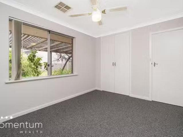 House for rent in Kallaroo, Western Australia
