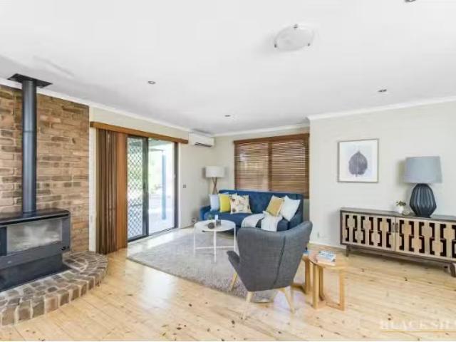 House for rent in Wanniassa, Australian Capital Territory