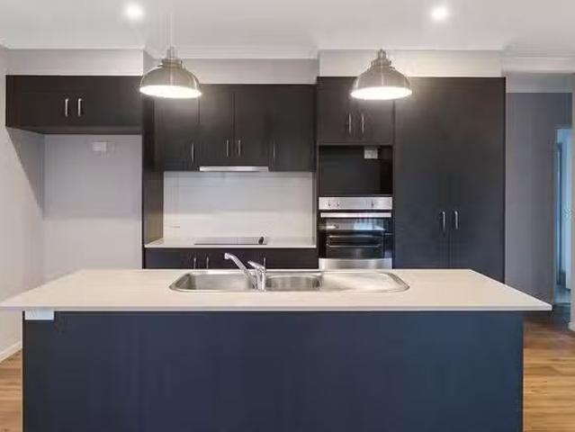 House for rent in Highfields, Queensland
