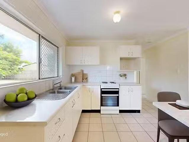 House for rent in Rasmussen, Queensland