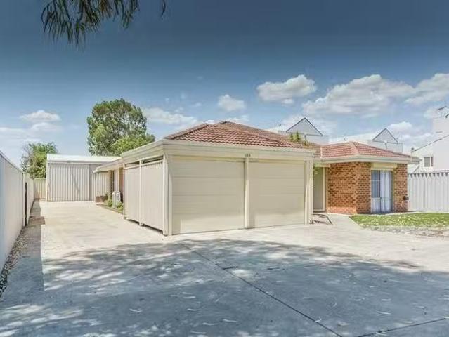 House for rent in Queens Park, Western Australia