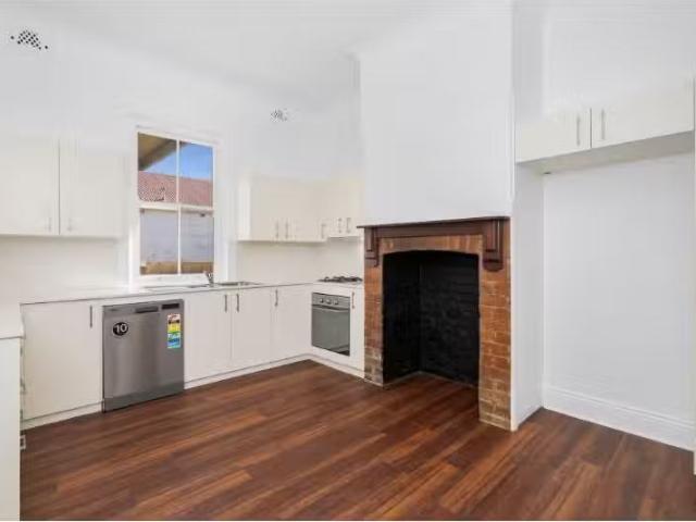 House for rent in Brisbane Grove, New South Wales