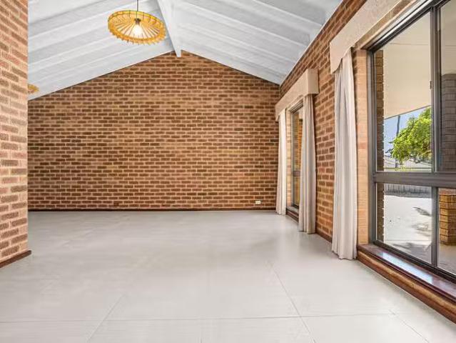 House for rent in Bateman, Western Australia