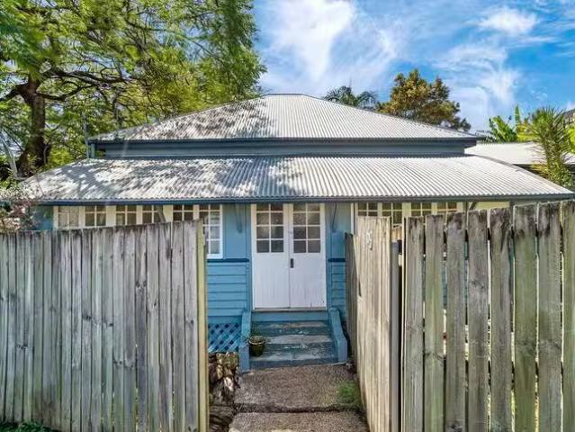 Apartment for rent in Toombul, Queensland