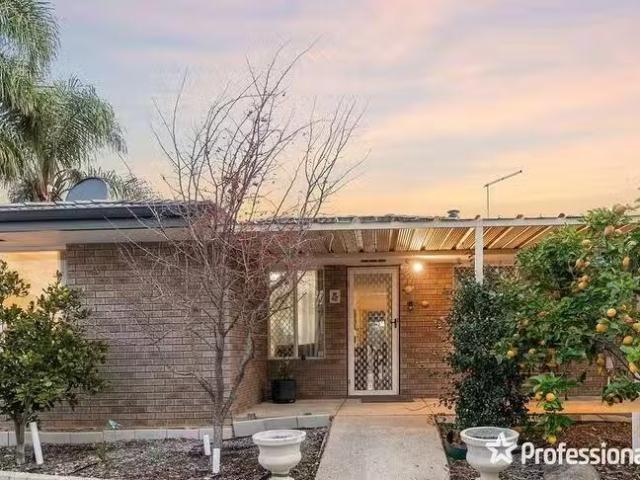 House for rent in Seville Grove, Western Australia