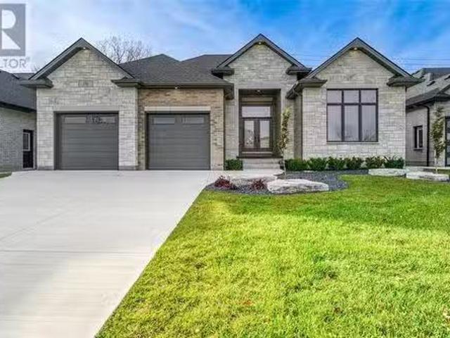 House for rent in Brights Grove, Ontario