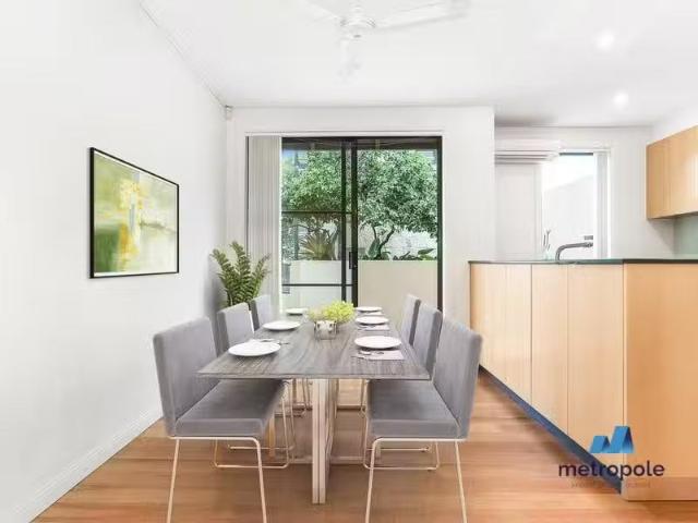 Condo for rent in Sydney, New South Wales