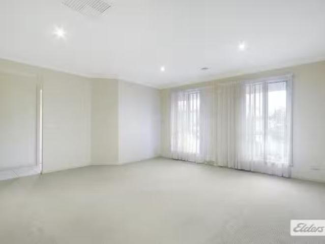 House for rent in West Wodonga, Victoria