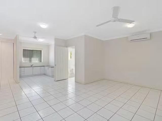 Apartment for rent in Kewarra Beach, Queensland