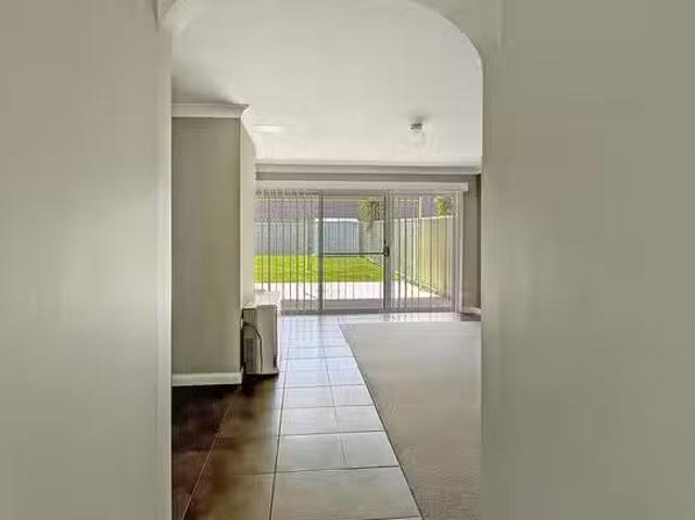 House for rent in Brisbane Grove, New South Wales