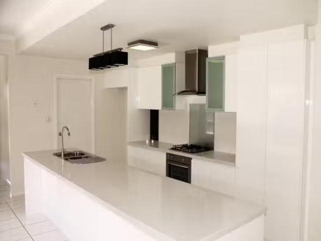 Apartment for rent in Highfields, Queensland