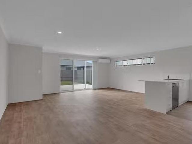 House for rent in Stirling, Western Australia