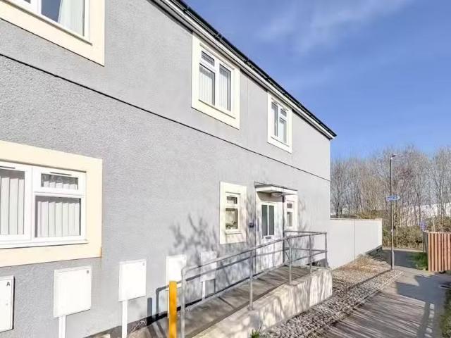Apartment for rent in Patchway