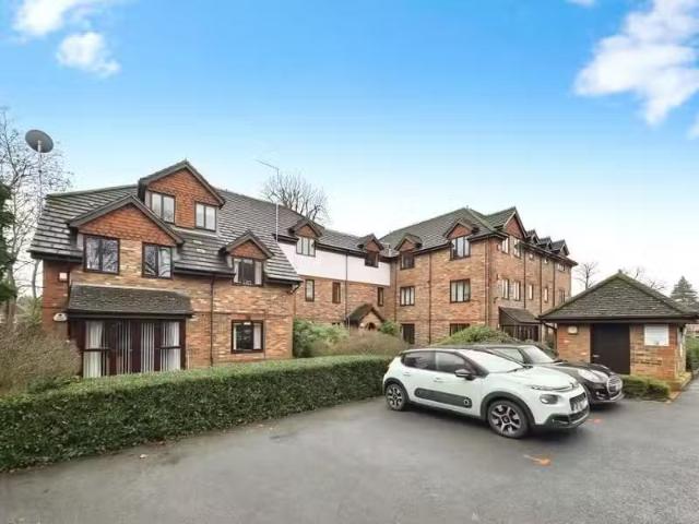 Apartment for rent in Mount Hermon, Woking