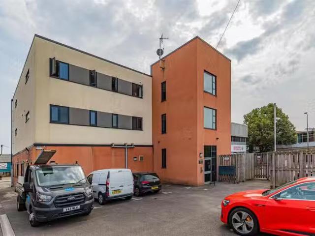 Apartment for rent in Falcon Lodge, Wales