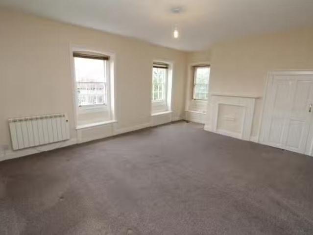 Apartment for rent in Westcourt, Hamerton