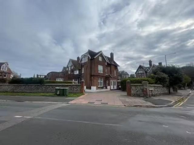 House for rent in Little Common, Heathlands